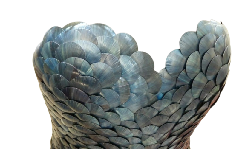 Bustier en marqueterie de paille