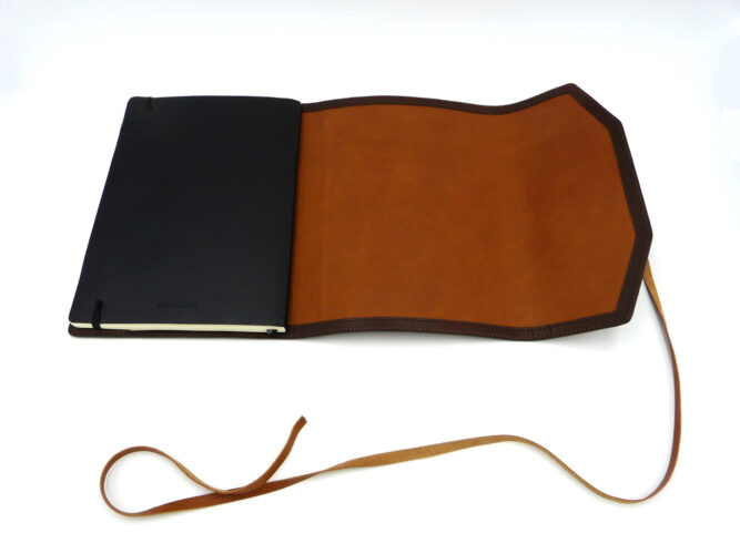Intérieur protège carnet sur mesure